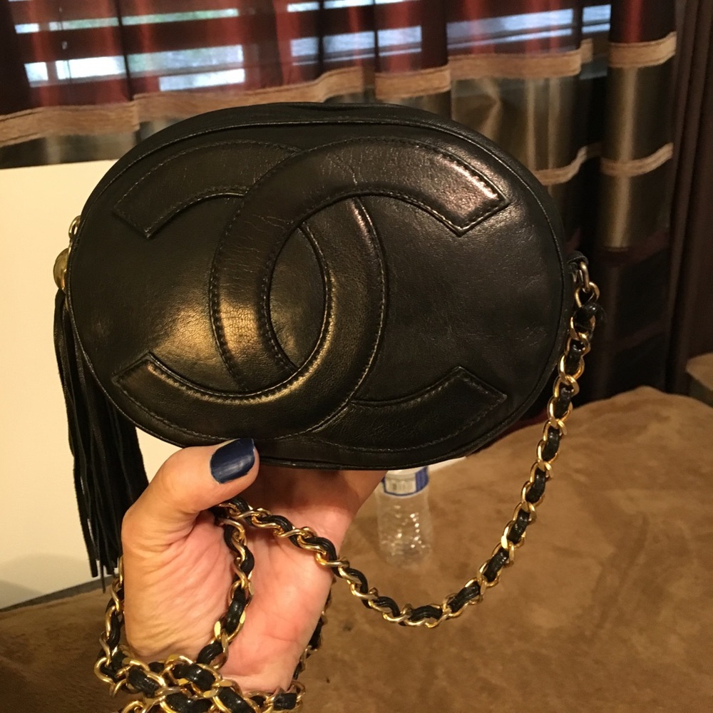 ♠️CHANEL♠️ shoulder and cross purse💖⭐️💖⭐️💖